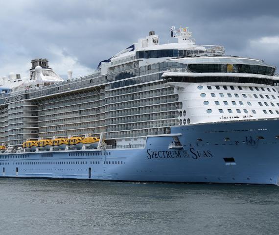 Spectrum of the Seas